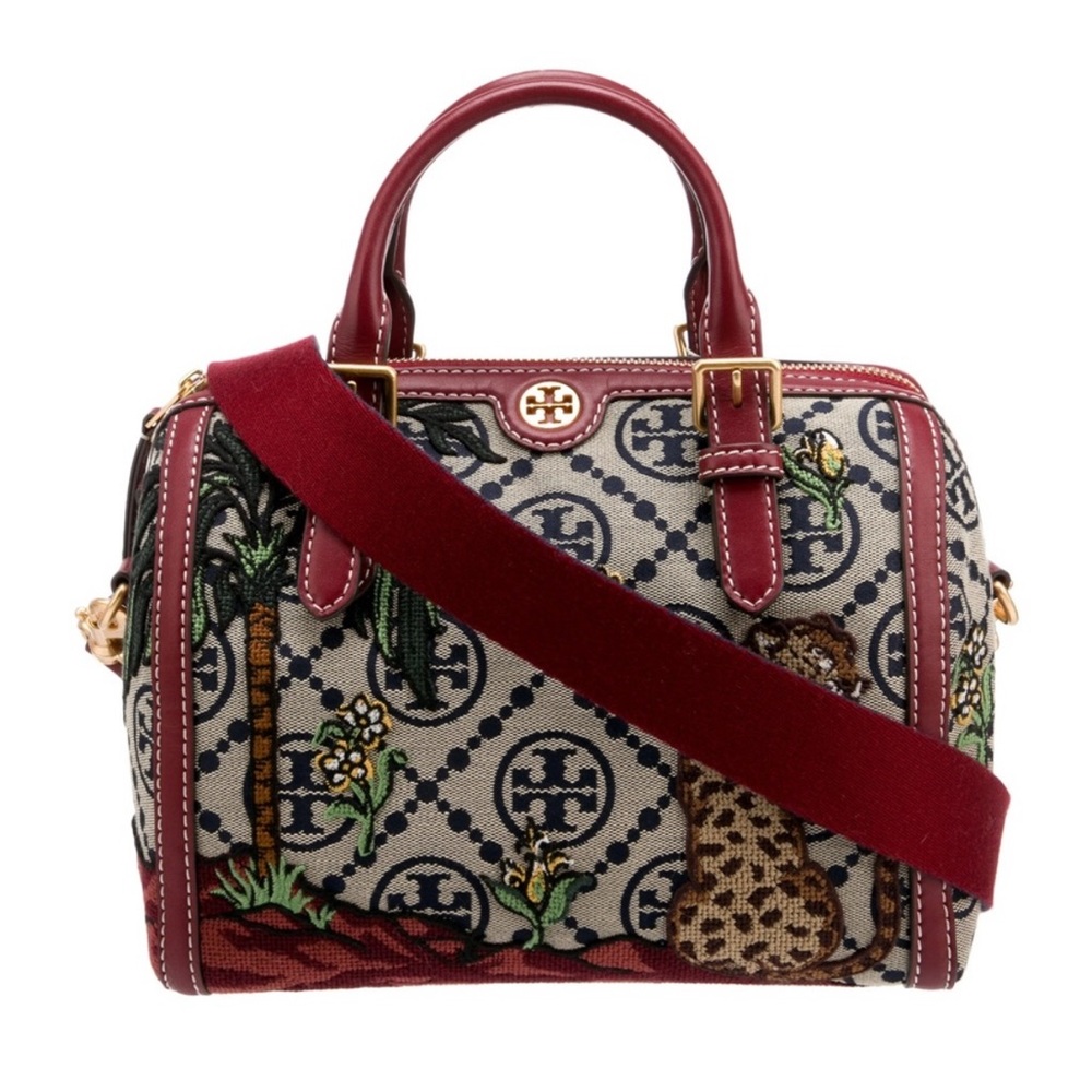 RARE 🔥 Tory Burch monogram /Embroidered bag